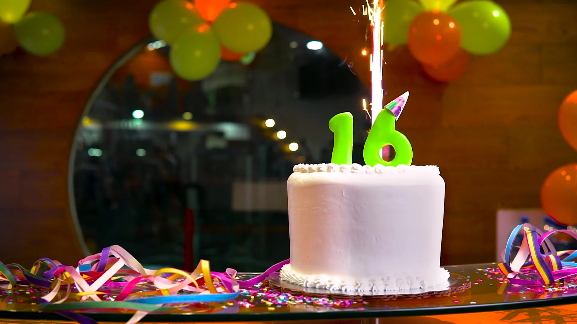 Pastel del aniversario dieciséis de Life Gym.